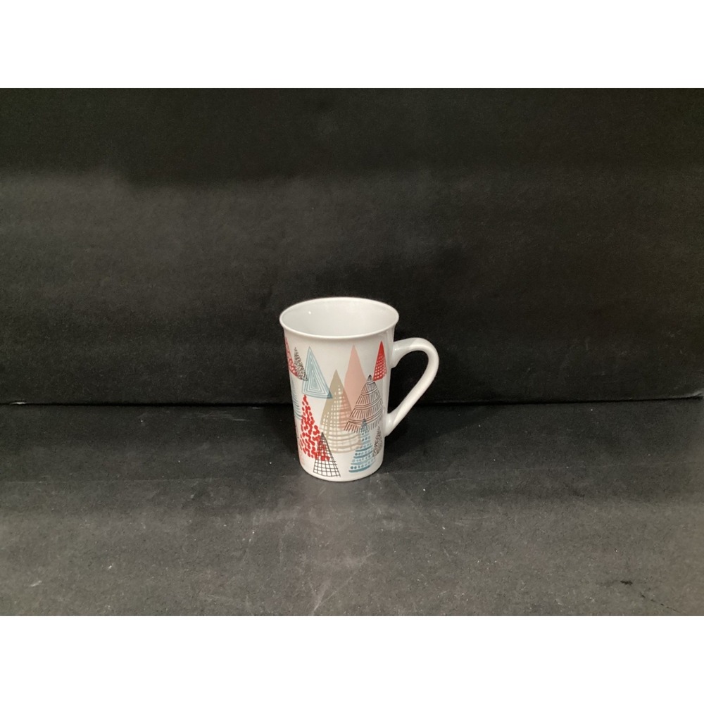 Starbucks Holiday Christmas Tree‎ Mug 2017 White Ceramic 11 oz